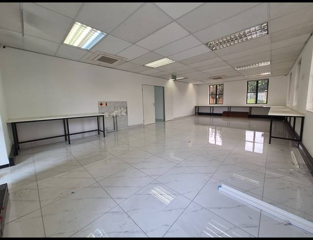 294M² OFFICE TO LET IN MORNINGSIDE